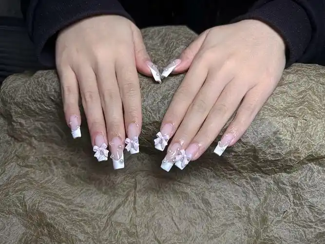 美甲加固胶什么时候涂