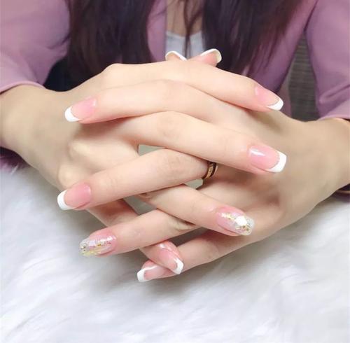 DIY氧气淑女美甲