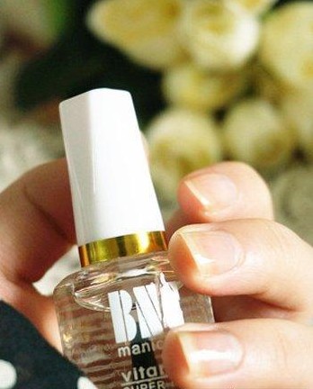可爱小蜜蜂DIY美甲教程 可爱小蜜蜂DIY美甲教程