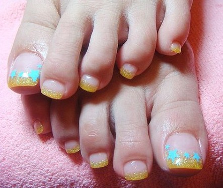 今夏流行脚趾美甲图片 今夏流行脚趾美甲图片